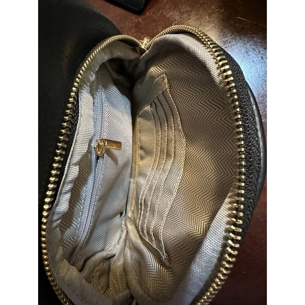 Black Faux Leather Sling Bag - New - Picture 5 of 5